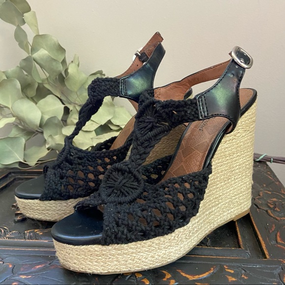 black lucky brand wedges